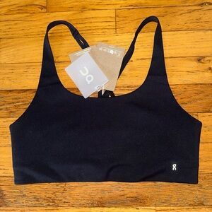 On Cloud Black Movement Bra sz M
